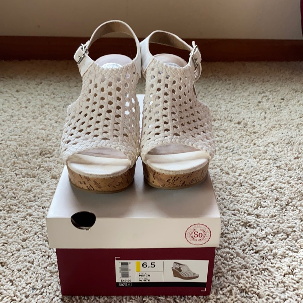American heritage wedges color:white size: 6.5